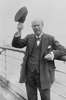 Scotch Irish: Thomas Lipton in 1909. The British grocery entrepreneur