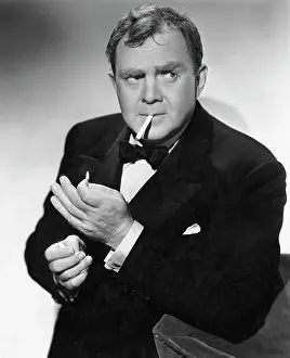 Nicotine: Thomas Mitchell - actor man