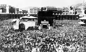 Hajj: Thousands of people who made the pilgrimage ?