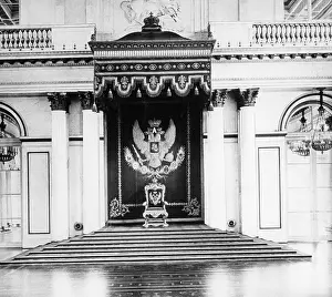 Petrograd: Throne of the Tsar, 1905