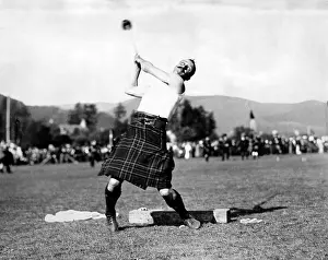 Braemar: Throwing the hammer, Braemar Highland Games