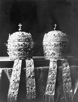 Pius: Tiaras, 1939