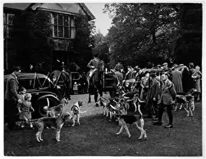 Tickham: TICKHAM FOX MEET C1950
