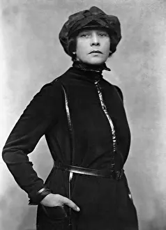 Tilla: Tilla Durieux in The girlfriend, 1920