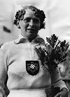 Thrower: Tilly Fleischer