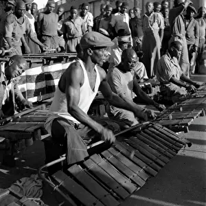 Timbila: Timbila dance in a mine compound