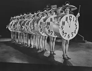 Conformity: Time keepers