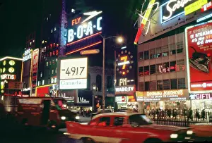 Billboards: Times Square - Night - Nightlife
