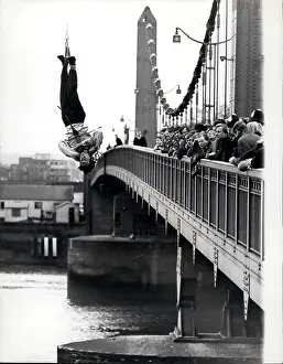 Challenged: Timothy Dill-Russell, escapologist, River Thames, London