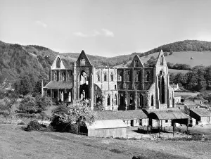 Tintern: TINTERN ABBEY