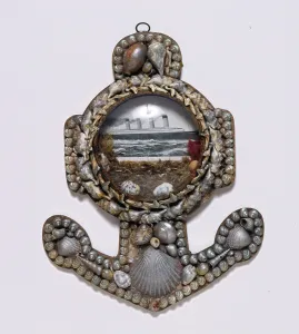 Shipwrecks: Titanic anchor made of shells