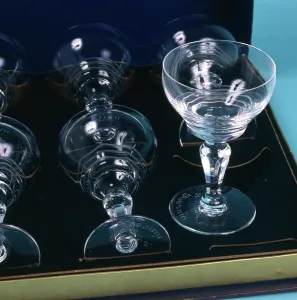 Shipwrecks: Titanic glassware