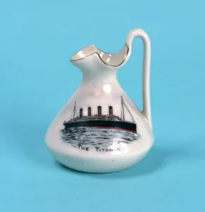 Shipwrecks: Titanic jug