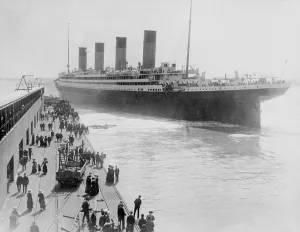 Shipwrecks: Titanic leaving Southampton