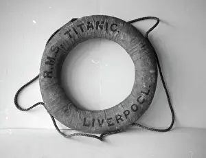 Lifebelt: Titanic lifebelt