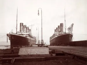 Prow: Titanic and Olympic - Harland & Wolff, Belfast