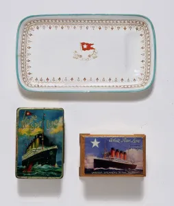 Shipwrecks: Titanic plate and two cards