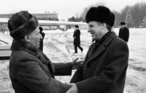 Zhivkov: Todor Zhivkov visits USSR
