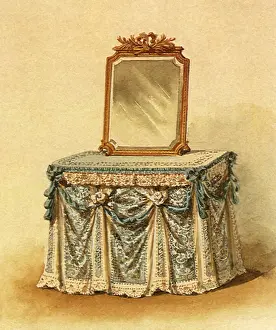 Duchesse: Toilet Table