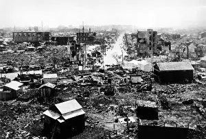 Tectonics: Tokyo in ruins after the 1923 earthquake. ?