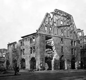 Collapsed: Toll hall in Nuremberg, 1945