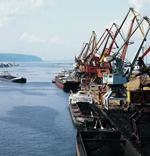 Tolyatti: Tolyatti seaport, 1983