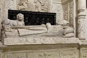 Primada: Tomb of the Bishop of Bastidas, Catedral Nuestra