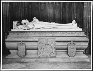 Repose: TOMB OF KING GEORGE V