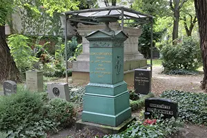 Oranienburg: Tomb of Ludwig Devrient, French Cemetery, Berlin, Germany