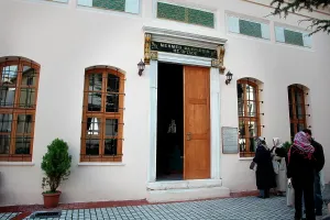 Efendi: The tomb of Uftade Haz. in Bursa, Turkey