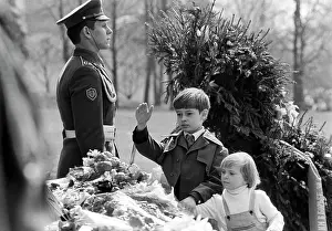Kavashkin: Tomb of Unknown Soldier, 1981