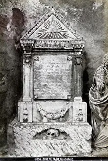 Sepulchral: Tombstone in Eisenstadt