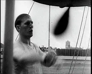 Farr: Tommy Farr Training for Boxing