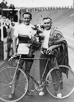 Cyclists: Toni Merkens, 1935