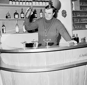Sailer: Toni Sailer behind the bar of his house