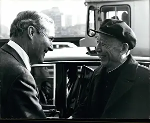 Wedgwood: Tony Benn and Wang Chen of China