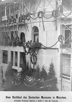 Topping: Topping out ceremony of the Deutsches Museum in Munich