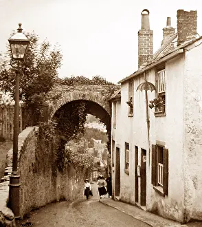 Totnes: Totnes