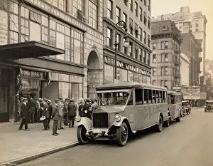 Curb: Tour bus, 1920s