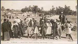Sedan: Tourists in Egypt carried