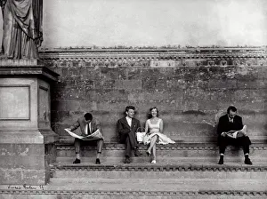 Signoria: Tourists in the Loggia della