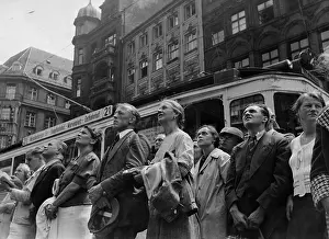 Admire: Tourists in Munich
