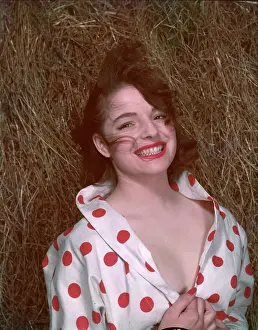 Cheesy: TOUSELED PIN-UP IN HAY