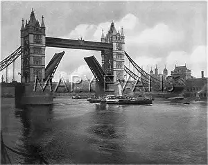 Westwards: TOWER BRIDGE