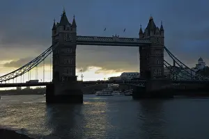 Bascule: Tower Bridge, London, England