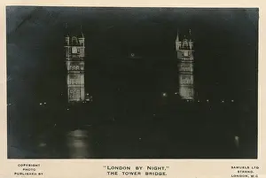 Floodlit: Tower Bridge, London - at night