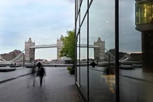 Moveable: Tower Bridge, London, UK