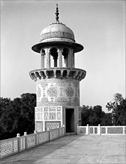 Bulding: Tower - India