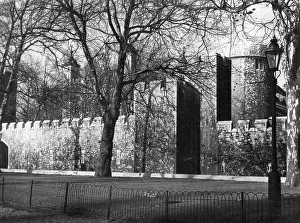1078: TOWER OF LONDON
