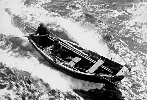Cobble: Towing a pilot cobble in 1907